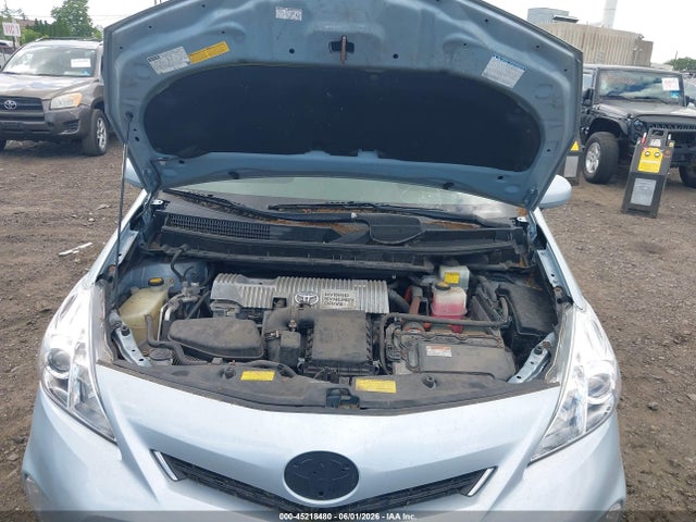 Toyota Prius v Three