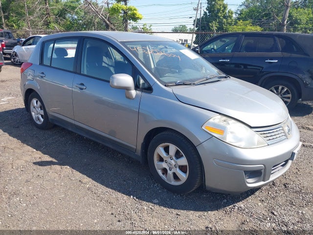 Salvage Nissan Versa Image