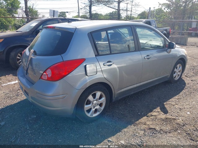 Nissan Versa 1.8sl
