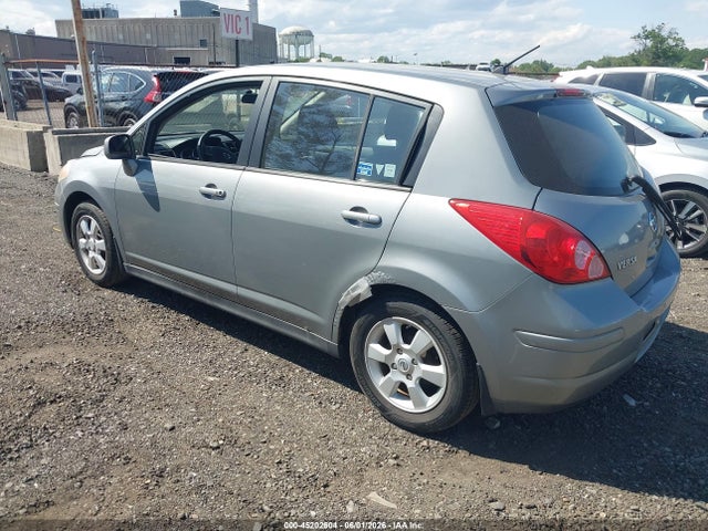 Nissan Versa 1.8sl