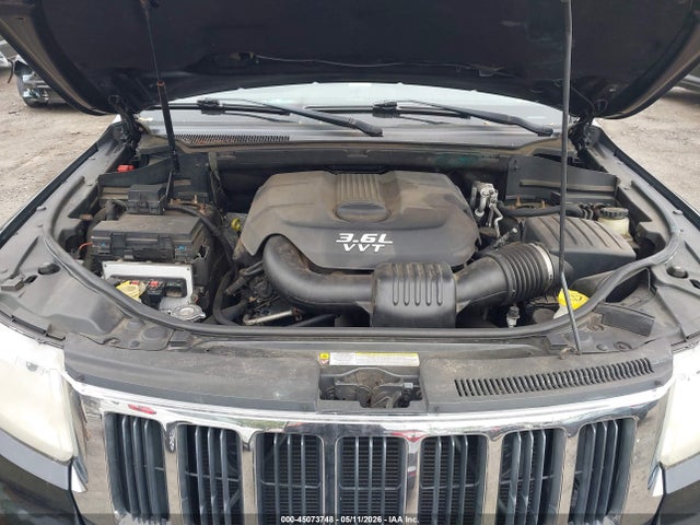 Jeep Grand Cherokee Laredo
