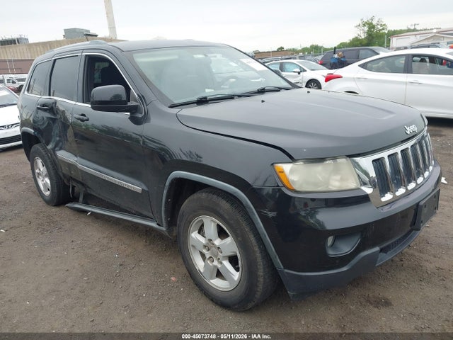 Salvage Jeep Grand Cherokee Image
