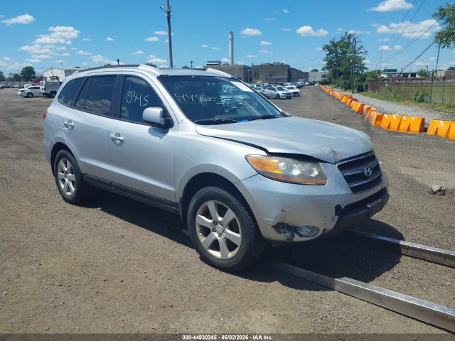 Salvage Hyundai SANTA FE Image