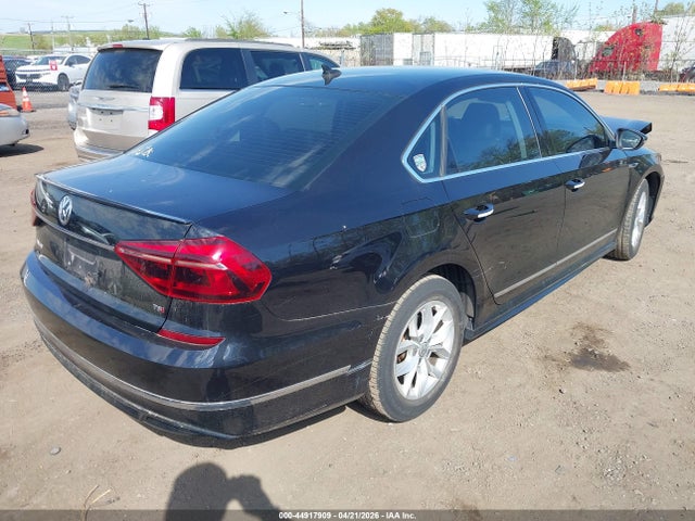Volkswagen Passat 1.8t R-line