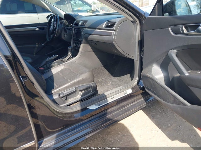 Volkswagen Passat 1.8t R-line