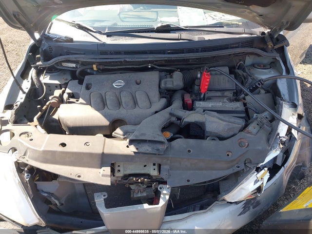 Nissan Versa 1.8s