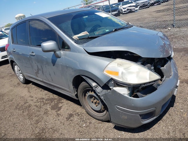 Salvage Nissan Versa Image