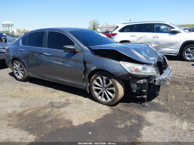 Salvage Honda Accord Image