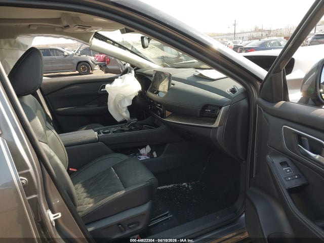 Nissan Rogue Platinum