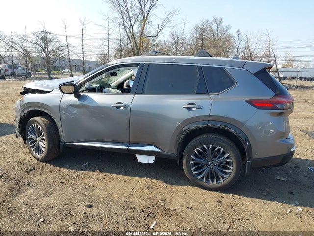 Nissan Rogue Platinum