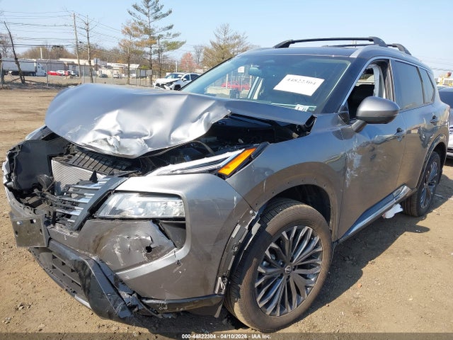 Nissan Rogue Platinum