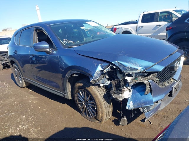 Salvage Mazda Cx Image