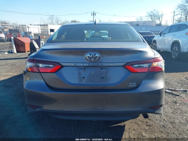 Toyota Camry Le Awd