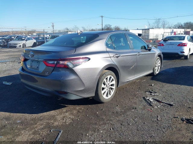 Toyota Camry Le Awd