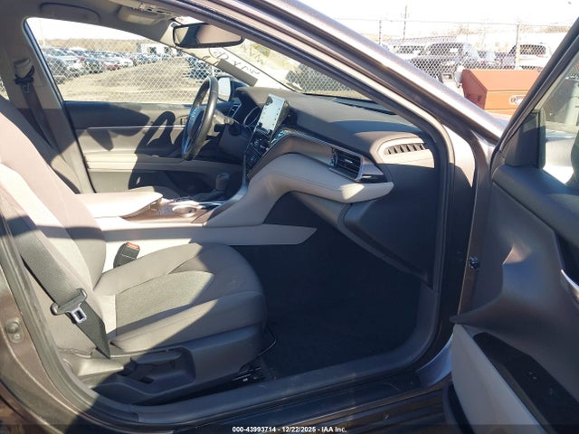 Toyota Camry Le Awd
