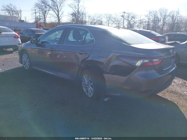 Toyota Camry Le Awd