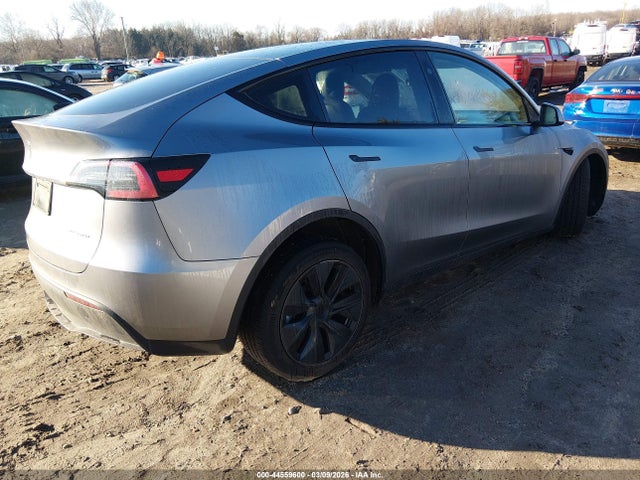 Tesla Model Y Long Range Dual Motor All-wheel Drive