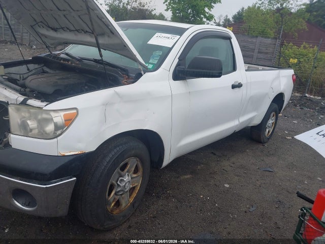 Toyota Tundra Base V6