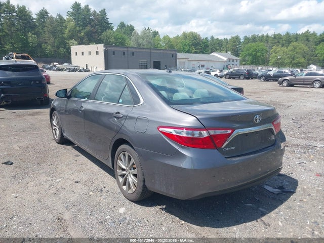 Toyota Camry Xle