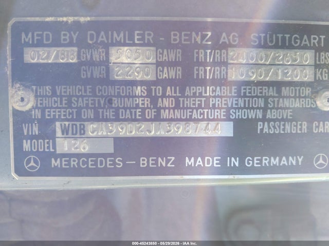 Mercedes-Benz 560 Sel