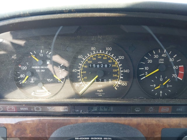 Mercedes-Benz 560 Sel