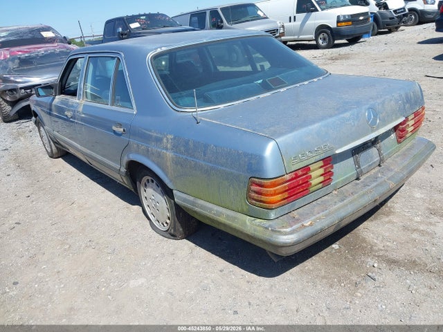 Mercedes-Benz 560 Sel