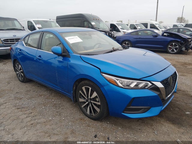 Salvage Nissan Sentra Image