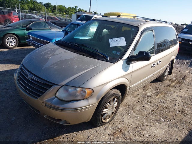 Chrysler Town & Country Limited