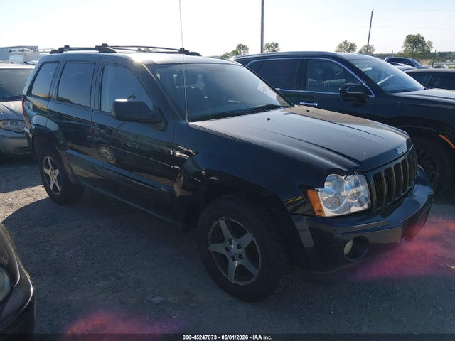 Salvage Jeep Grand Cherokee Image