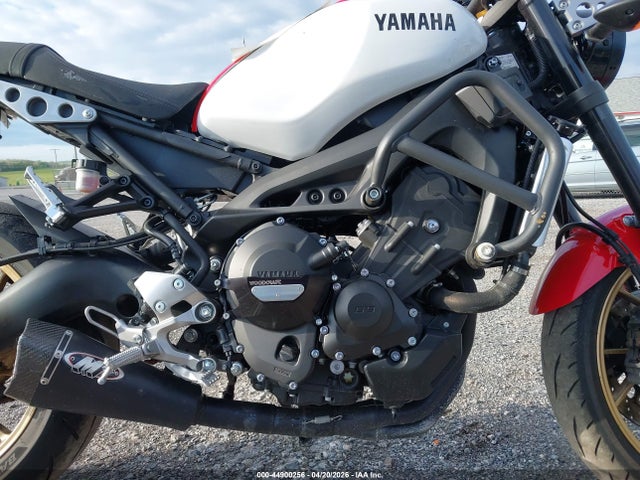 Yamaha Xsr900