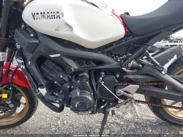 Yamaha Xsr900