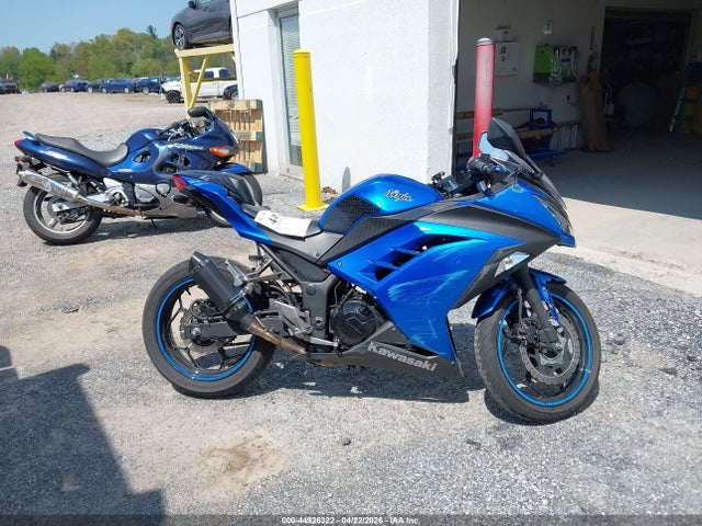 Kawasaki Ex300 B