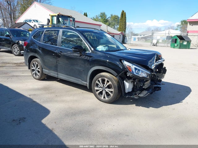 Salvage Subaru Forester Image