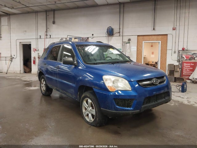 Salvage Kia Sportage Image