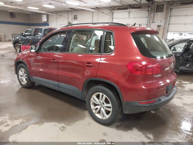 Volkswagen Tiguan S