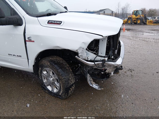 Ram 2500 Big Horn  4x4 6'4 Box