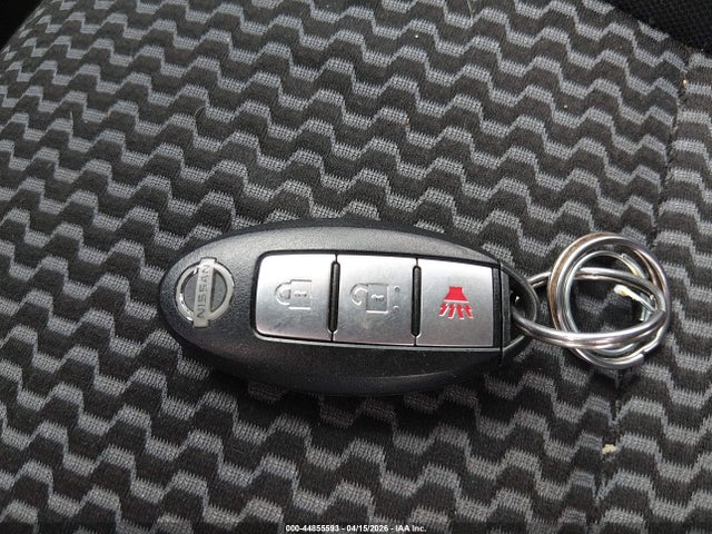 Nissan JUKE S