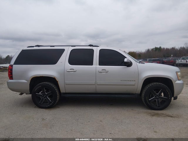 Chevrolet Suburban 1500 Lt1