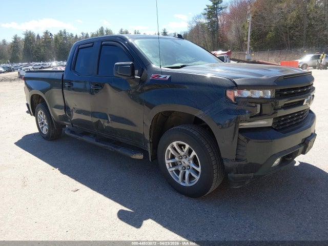 Salvage Chevrolet Silverado 1500 Image