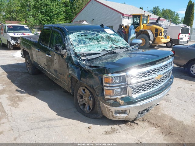 Salvage Chevrolet Silverado 1500 Image