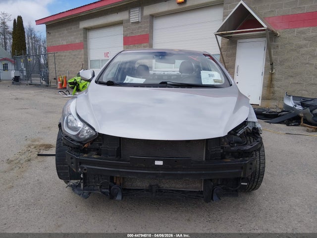 Hyundai ELANTRA Se
