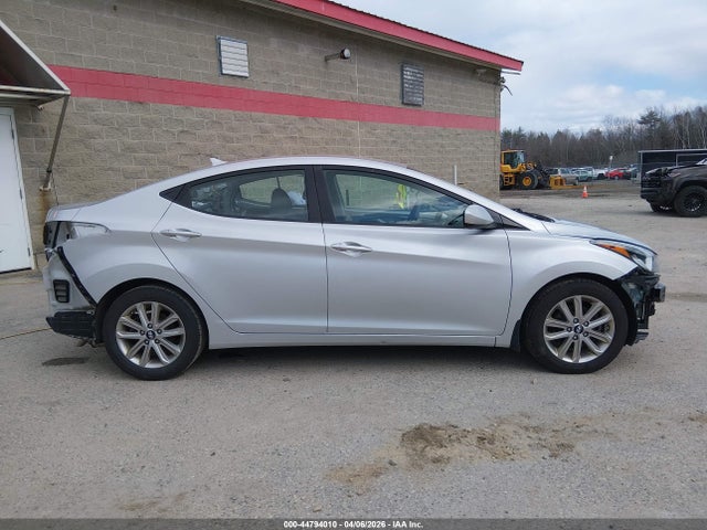 Hyundai ELANTRA Se