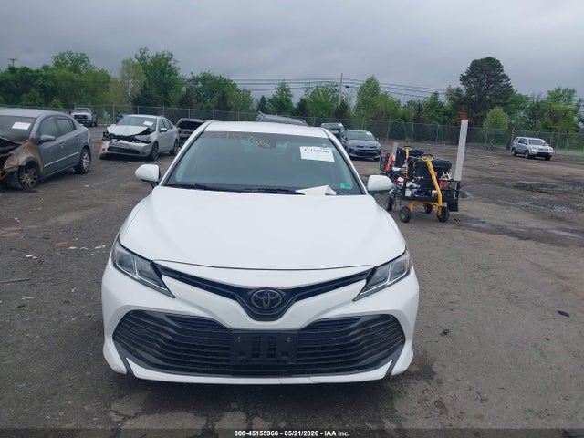 Toyota Camry Le