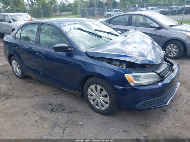 Salvage Volkswagen Jetta Image