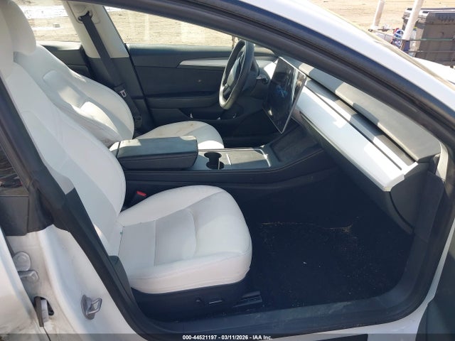 Tesla Model 3 Rear-wheel Drive