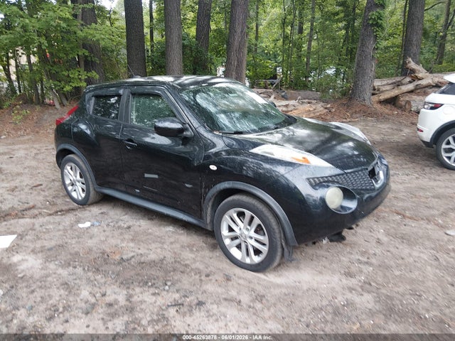 Salvage Nissan JUKE Image