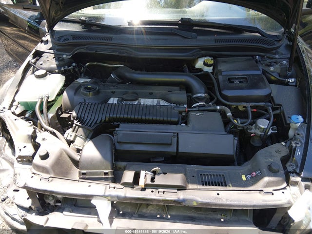 Volvo C70 T5