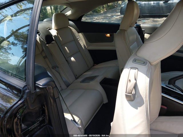 Volvo C70 T5