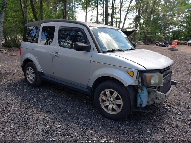 Salvage Honda Element Image