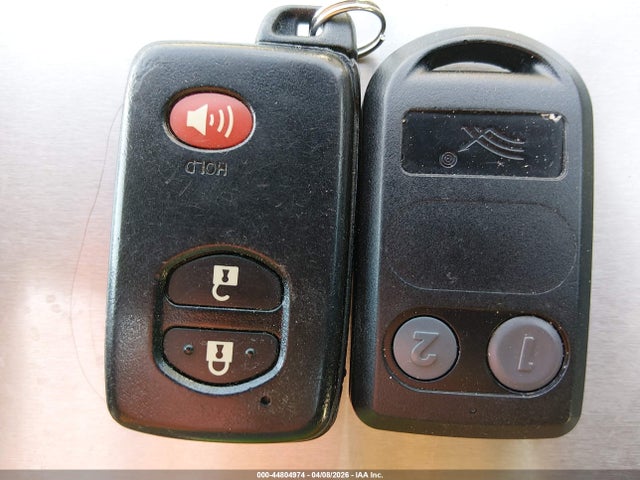 Toyota RAV4 Limited V6